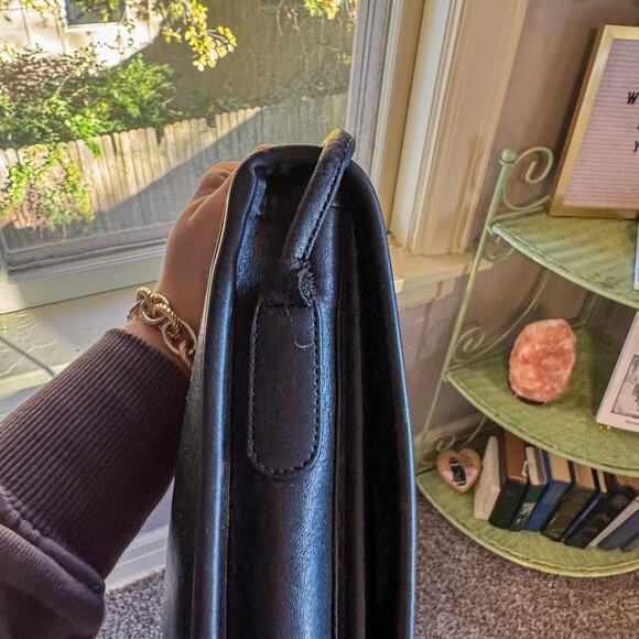 🖤 Classic VTG COACH 3105 Black Leather Pocket Purse Brass Turnlock Crossbody - Picture 12 of 15